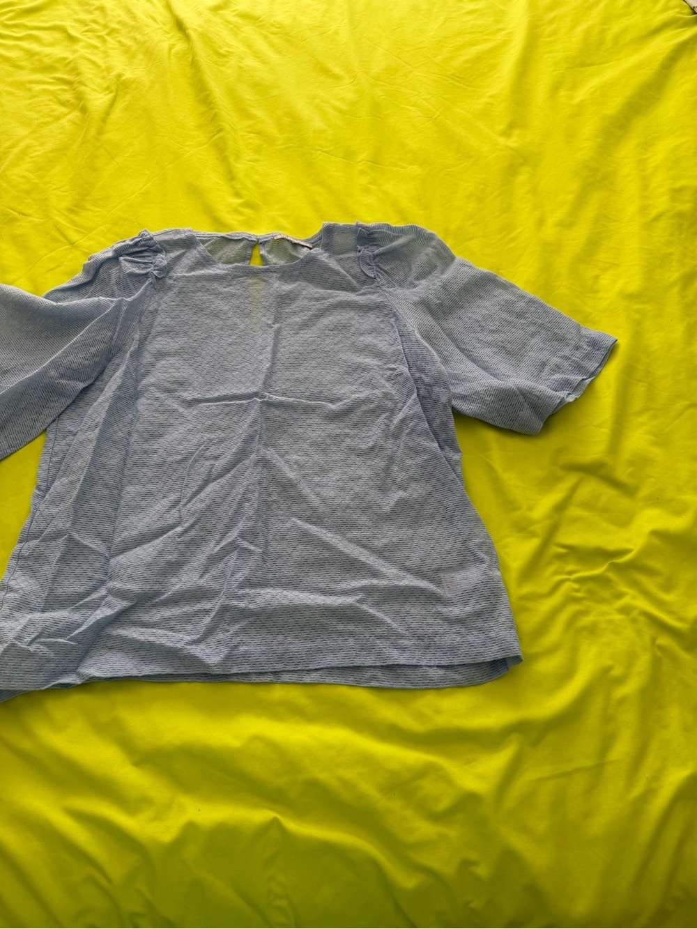 Textured Light Blue Short Sleeve Women's Tee - Relaxed Fit